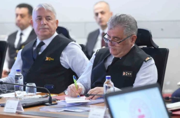 Bakan Yerlikaya: "Yeni yıl tedbirlerine ilişkin hazırlık ve koordinasyon toplantımızı gerçekleştirdik" 