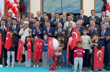 Bakan Yılmaz Tunç: "Deprem davalarında adaletin eşit şekilde tecelli etmesi için çalışmalarımız devam ediyor" 