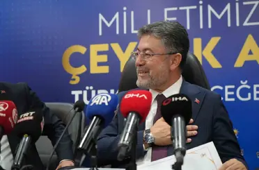Bakan Yumaklı: "Millet iradesi üzerindeki vesayetin prangaları birer birer kırıldı"