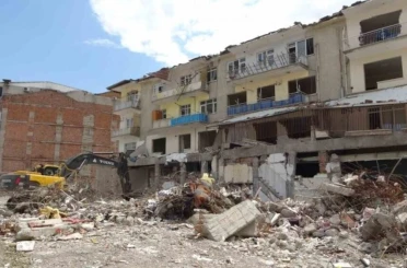 Balanlı Apartmanı davasında karar: 8 sanığa hapis cezası 