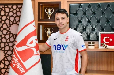 Balıkesirspor iç transferde 3 oyuncuyla sözleşme imzaladı 