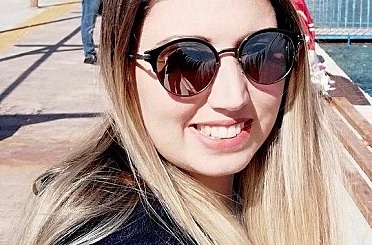 Balkonda kalp krizi geçiren genç kadın kurtarılamadı 