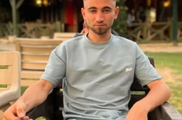 Bariyerlere çarpan motosiklet sürücüsü hayatını kaybetti 