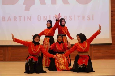 BARÜ’de farklı kültürler bir araya geldi 