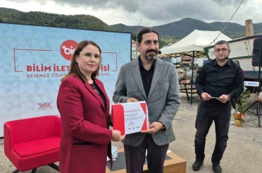 BARÜ’nün bilim kafe etkinliğinde ahşap gemiciliğin tarihçesi anlatıldı 