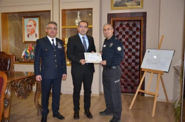 Başarılı polise teşekkür ve tebrik 