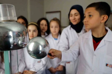 Başiskele Çocuk Üniversitesi 600 özel yetenekli öğrenciyi geleceğe hazırlıyor 