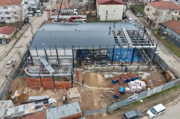Başiskele Vezirçiftliği Kapalı Spor Salonu inşaatı sürüyor 
