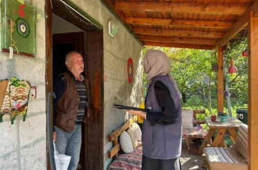 Başiskele’de "Gönül Bağı" ekipleri hane ziyaretlerini sürdürüyor 