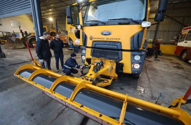 Başiskele’de karla mücadele ekipleri çalışmalarını tamamladı 