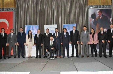 Başkan adayı Erdem, proje ve yönetim kurulu adaylarını tanıttı 