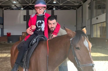 Başkan Ahmet Akın’ın örnek projesiyle korkular sevgiye dönüştü 