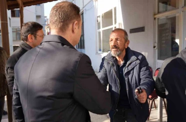 Başkan Akın depremzedeleri ziyaret etti 