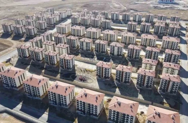 Başkan Albayrak’tan TOKİ’ye yer tahsisi yapmayan CHP’li belediyelere tepki 