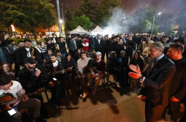 Başkan Alemdar ve Rektör Al, vize haftası öncesi öğrencilerle buluştu 