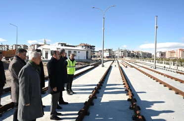 Başkan Altay: “Raylı sistem ağını güçlendirmeye gayret ediyoruz”