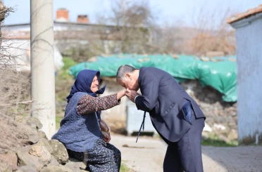 Başkan Balaban Yuntdağı’nda vatandaşlarla bayramlaştı 