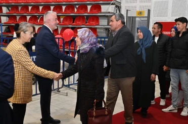 Başkan Başdeğirmen’den personeline Cumhuriyet yemeği 