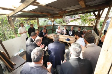 Başkan Büyükakın’dan acılı ailelere taziye ziyareti: "Bu acı hepimizin" 