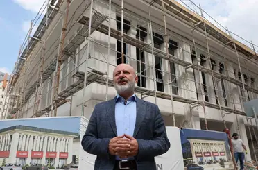 Başkan Çolakbayrakdar: "Bir kütüphane daha, binlerce hayale açılan kapı olacak"
