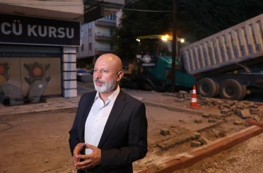 Başkan Çolakbayrakdar; "Gece gündüz çalışıyor, şehri geleceğe hazırlıyoruz" 
