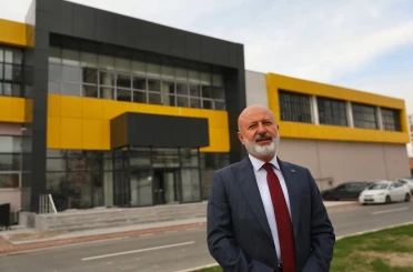 Başkan Çolakbayrakdar: "Sosyal tesislerle hemşehrilerimizin hayatına değer katıyoruz" 