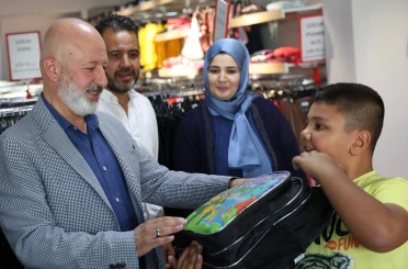 Başkan Çolakbayrakdar: "Türkiye’de örnek, farklı ve gönüller yapan bir belediyeyiz" 