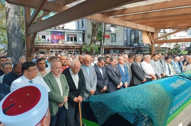 Başkan Doğan’ın kayınvalidesi son yolculuğuna uğurlandı 