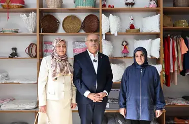 Başkan Er: "Kadınlarımızın el emeğini ekonomiye kazandırıyoruz"
