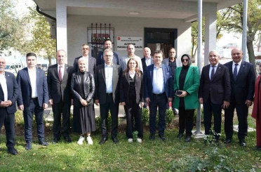 Başkan Erkan Aydın’dan Altınova Mahallesi’ne ziyaret 