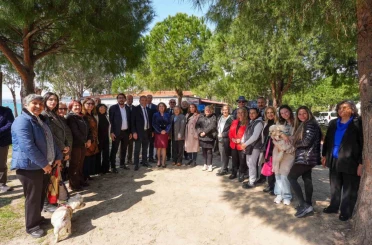 Başkan Gençay vatandaşlarla bayramlaştı 