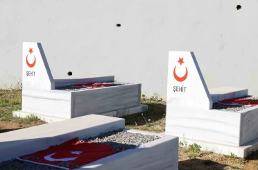 Başkan Genç’ten Harmantepe Şehitlerine vefa 