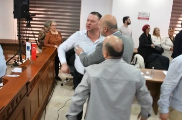 Başkan Günel tartışmayı sakinlikle karşıladı 