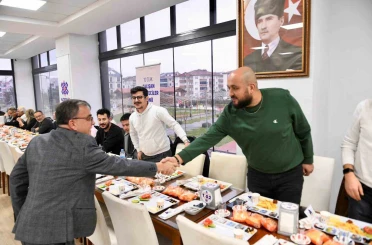 Başkan Hakan Şehirli, Çalışan Gazeteciler Günü’nde basınla buluştu 