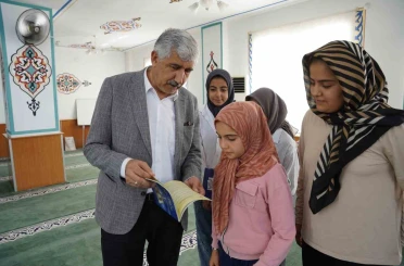 Başkan Hallaç çocukların Kur’an heyecanına ortak oldu 
