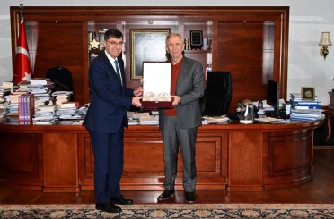 Başkan Kahveci, Mansur Yavaş ile ortak yatırım alanlarını ele aldı 