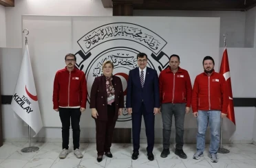 Başkan Kahveci’den Kütahya Türk Kızılay İl Merkezi’ne ziyaret 