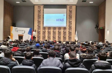 Başkan Karabatı: "Deprem gerçeğini unutturmamaya kararlıyız" 