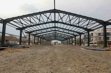 Başkan Özlü "Projeler sorunsuz ilerliyor" 