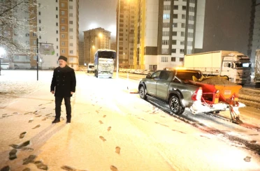Başkan Palancıoğlu, karla mücadele için sahaya çıktı 