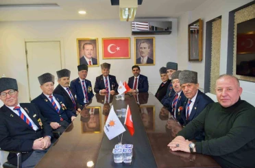 Başkan Salt gaziler, muhtarlar ve vatandaşlarla bir araya geldi 