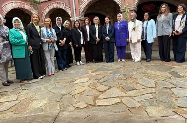 Başkan Tekin, ’Kadınla Yükselen Şehirler: Suyun İzinde’ programına katıldı
