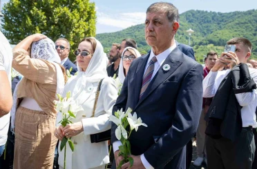 Başkan Tugay Srebrenica Katliamı’nı anma törenlerine katıldı 