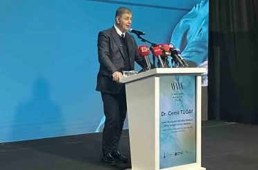 Başkan Tugay: "Ya hizmet getirsinler ya da engel olmasınlar" 