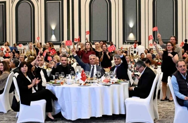 Başkan Uysal, yöre dernekleriyle bir araya geldi 