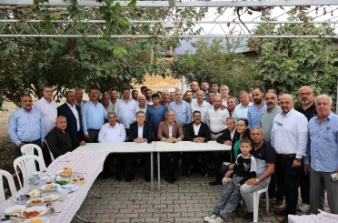 Başkan Yapar, muhtarlarla bir araya geldi 