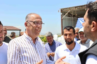 Başkan Yapar, Suvatlı Mahallesi’nde vatandaşlarla buluştu 