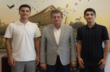 Başkan Yarka, YKS’de derece yapan Uslu kardeşleri ağırladı 
