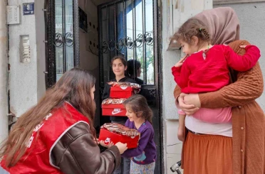 Başkan Yetişkin’den çocuklara bayram hediyesi 