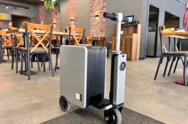 Başkentte scooter valizle paket servisi 